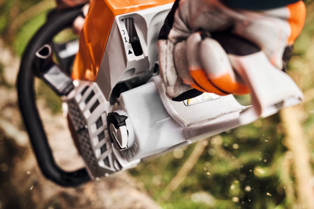 STIHL MS 400 C-M Benzin-Motorsäge | 3/8″ RH Schneidgarnitur 45 cm