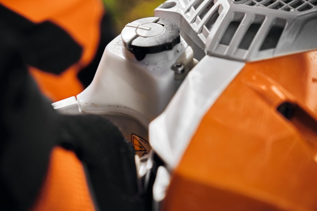 STIHL MS 400 C-M Benzin-Motorsäge | 3/8″ RH Schneidgarnitur 45 cm